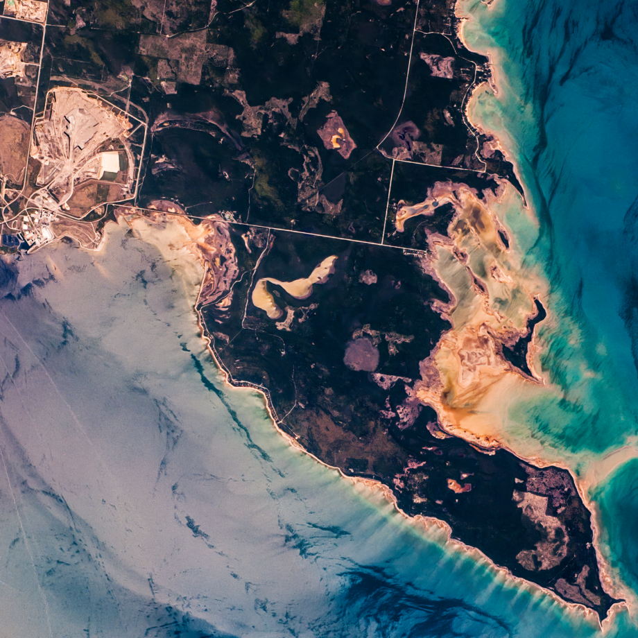 ThunderOnHuron.zoom.001.4k